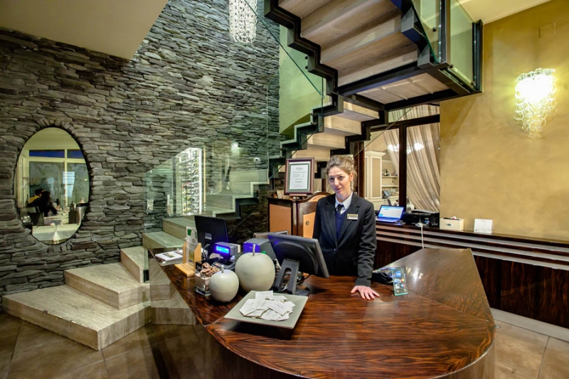 ristorante pizzeria Al Capolinea Cantù Como